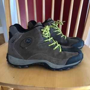 Merrell Hiking Shoes / Boots in Good Condition!!!